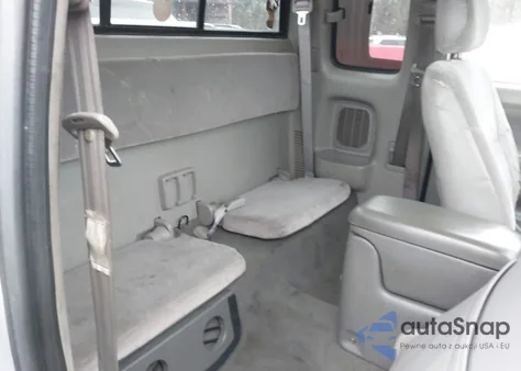 2002 Toyota Tacoma Base V6 z USA, uszkodzony, nr VIN 5TEWN72N42Z047712